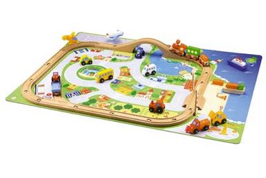 Villaggio con il Treno