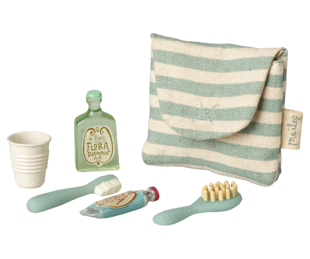 Set accessori ... 